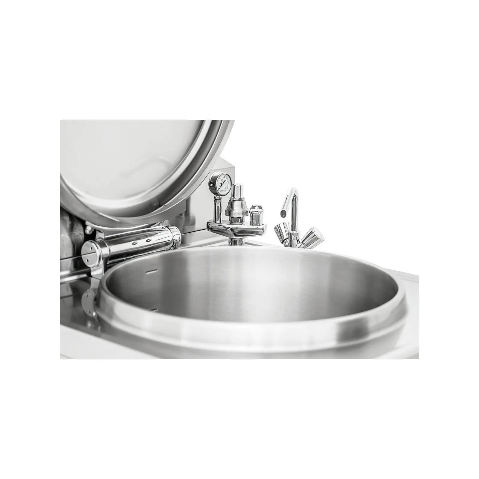 Bartscher 280023 Kochkessel E480L Nahansicht Wasserhahn, offener Deckel